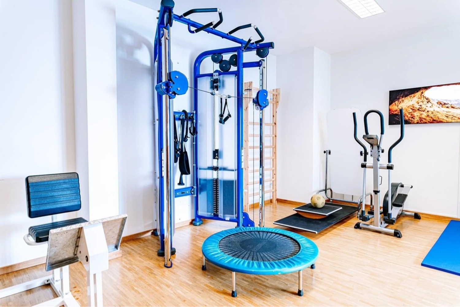 Fitnessgeräte von Physiotherapie an der Blau